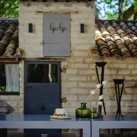 Oasis De Verdure Avec Piscine A Сasa de vacaciones