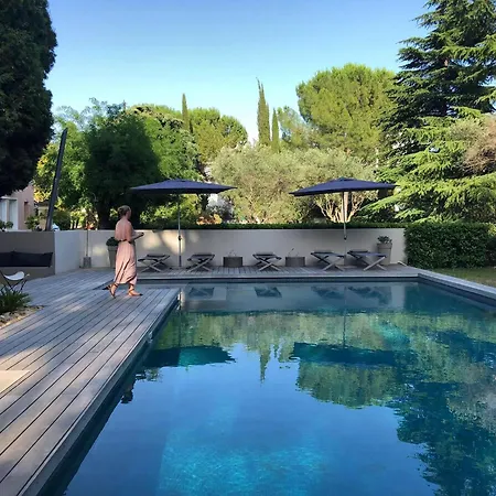 Oasis De Verdure Avec Piscine A Сasa de vacaciones